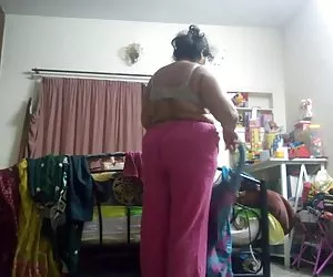 Giapponese giovane moglie aki