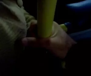 Sexy bionda milf scopata da un dildo