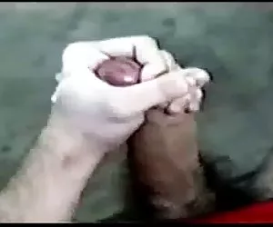 Un enorme dildo per hwr