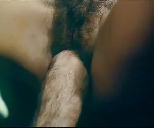 Bagno di rafano con due hot busty troie