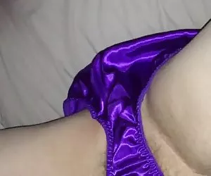 Lussurioso bruna i giocattoli del sesso masturbazione