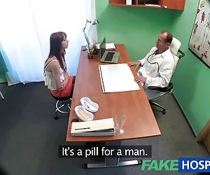 Jessica Drake strisce fuori del suo vestito in lattice prima anale