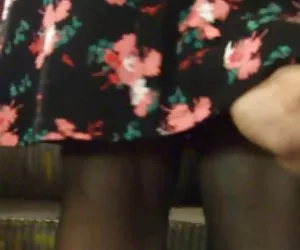 donna di testa rasata scopata da cross dresser