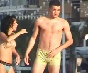 Signore francesi sono molto eccitate.