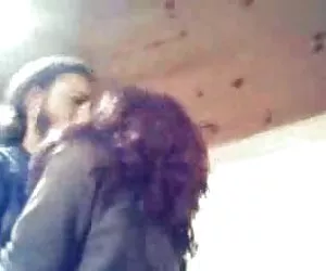 meravigliose donne mature e boy in doccia