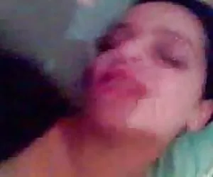 caldo bianco pulcino prende il cazzo nella figa e ottiene il suo culo jizzed dopo bj