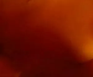 mamma bionda succhia un cazzo di grasso