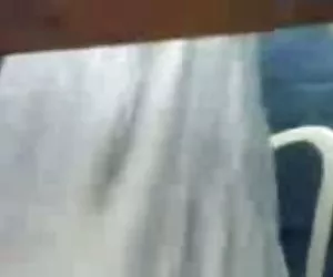 Ragazza 27 lascia figa succhiare a sconosciuto