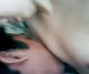 KT accarezzato e creampied