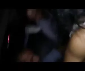 splendide donne eliza allure ottiene la sua figa pestate da un grasso gallo