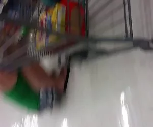 Rick iverson e tish ambrose in un ascensore