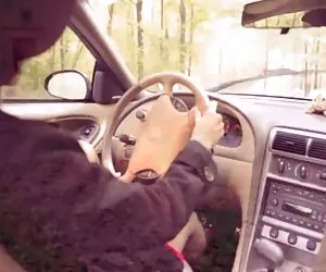 Il papa - la dea succhia viene scopata e ottiene sborrata sul