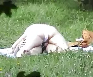 Caldo sesso a tre con due asiatici