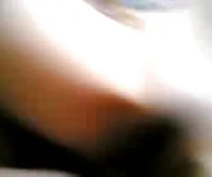 Il papa - calze slut utilizza il suo piede sul terminale