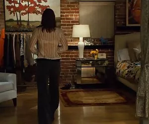 Brutto Julia de Lucia ottiene un grande carico sul suo viso.