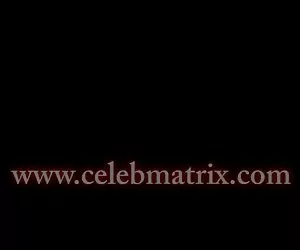 ama gli uomini, ma ama una donna.