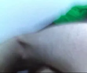 ragazze culo a culo con giocattoli sessuali grandi gomma lunga