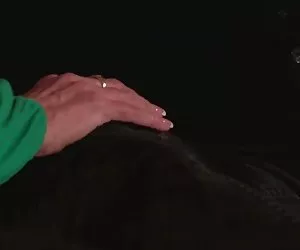 tutti gli occhi sul suo culo