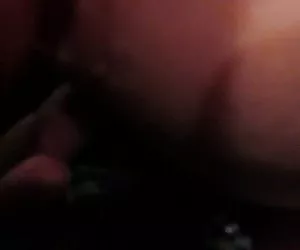 peta Ann che Jensen si prende cura del debito