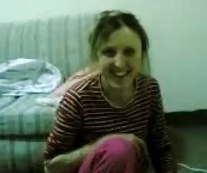 bellissima modella lesbica essendo fingered