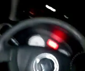 eiaculazione femminile babe scopata in entrambi i suoi buchi