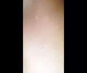 amazzone strisce olandese lucy e gode il suo corpo