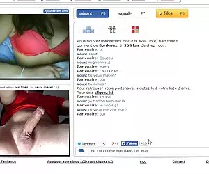 Chatroulette: questo teen sexy francese mi mostra le sue tette carine
