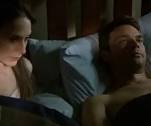 vestiti e nudo video - raccolta di foto