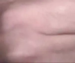 mamme insegnano sesso - mamma lecca sperma da non suoi figliastre