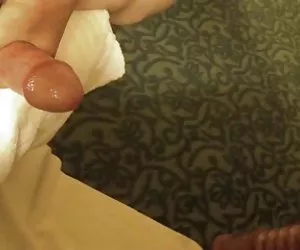 Tette enormi pornostar lesbiche andare su di esso