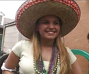 Bella Jada Anale mazza