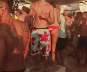 Di bobbi Starr ingoiare la compilazione