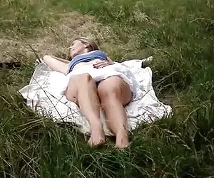 Veronica Simone succhia cazzo duro per il viso