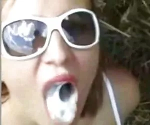 jones Megan mi vuole sborra sulle sue tette!