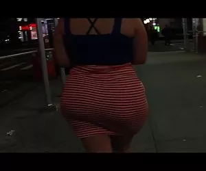 matura andando anale.