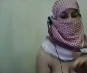 donna bianca succhia poliziotti nero gallo