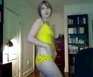 Spiaggia nudista - babes spalmare compilazione