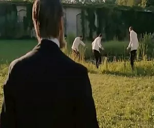 bellissima modella lesbica si arrende alla bellezza di redhead