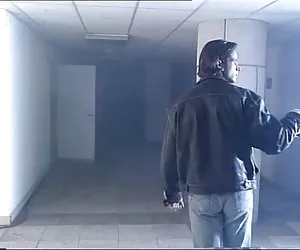 Devo mostrarvi le mie mutandine?