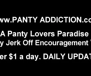 prendere in giro il tuo gallo con le mie mutandine rosa