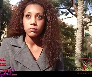 Naomi prendere Bbc nel culo