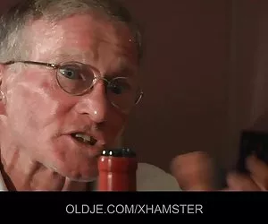 bigass caldo cameltoe facendo uso domestico