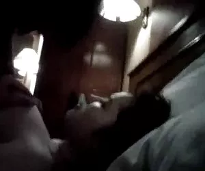 Nikita si rade la figa in doccia