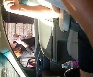 La mia pancia incinta con lo sperma