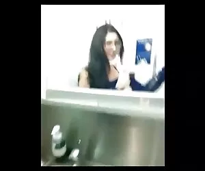 Sensuale puttana Siri testina