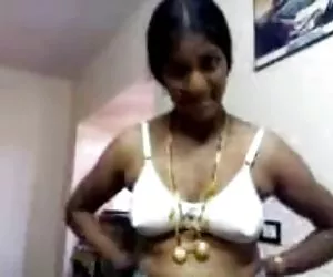 Bottino tette interrazziale succhiare il cazzo di sperma