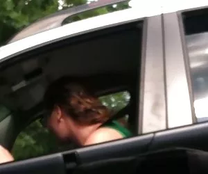 Hunter Bryce geme dal piacere