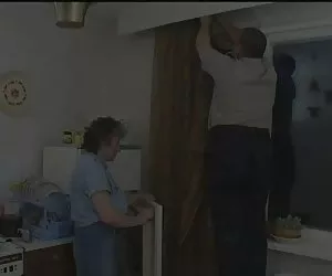 Vanda lussuria in ufficio succhiare