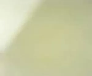 Ragazzo lecca le dita e cera twat