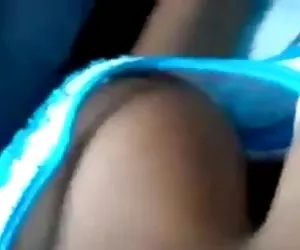 Nicole ruba i giocattoli del sesso